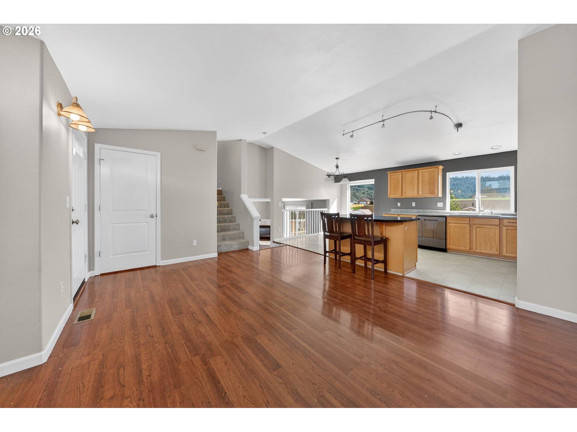 209 NE ROSE RIDGE DR, Winston, OR 97496