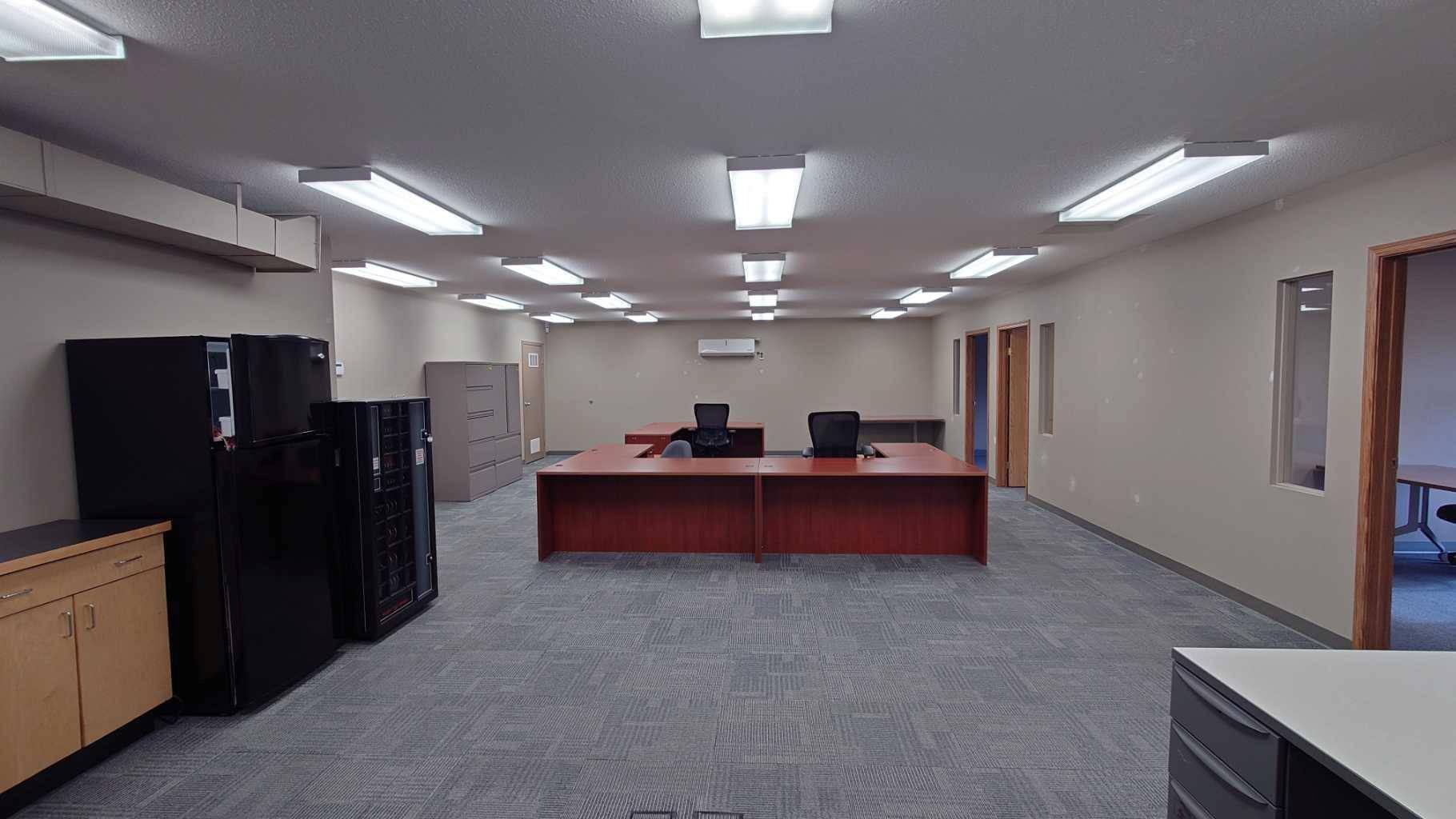 7471 Edgar Industrial BND #24, Red Deer, AB T4P3Z5