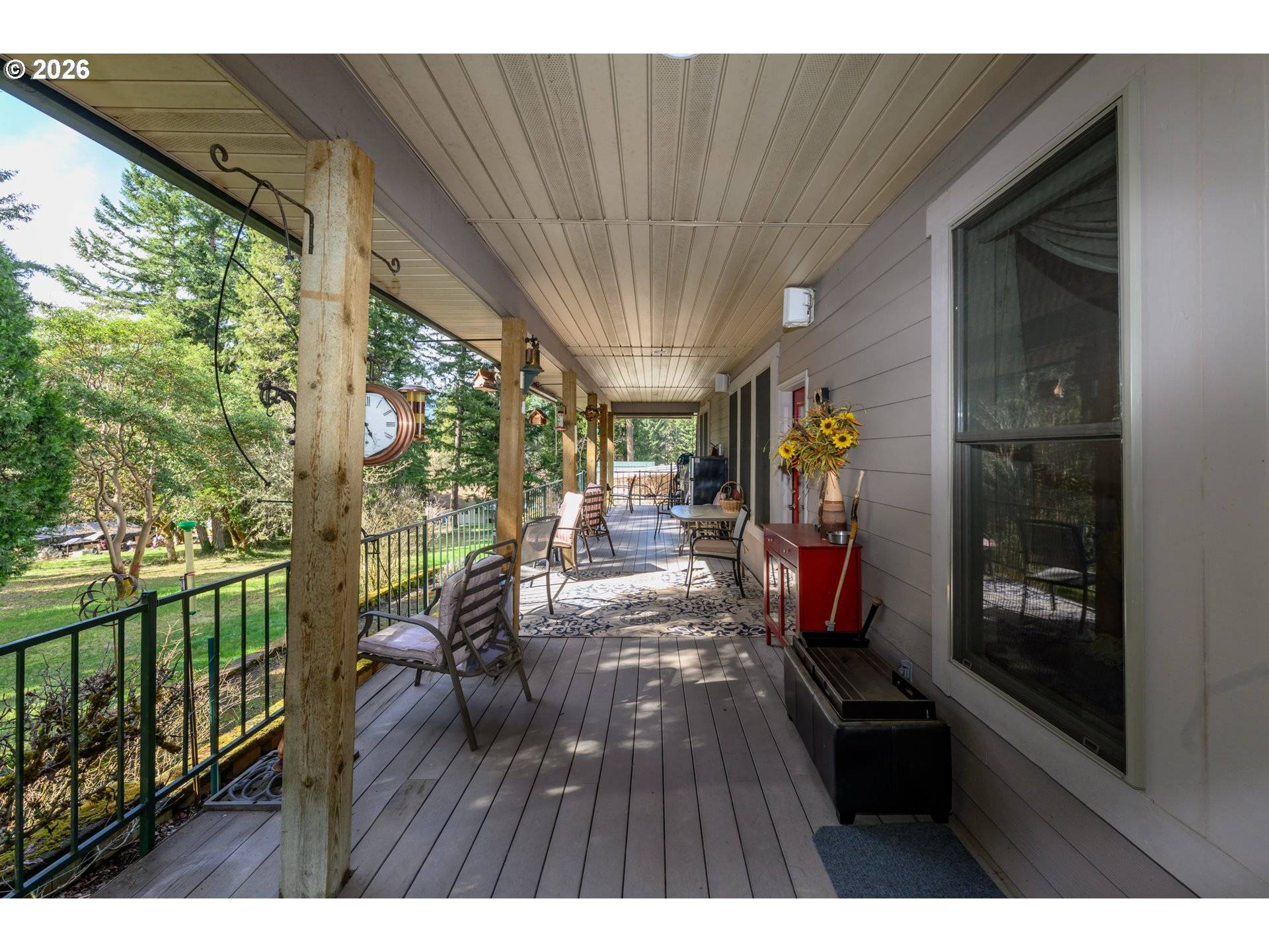 48482 E MEADOW WAY, Oakridge, OR 97463