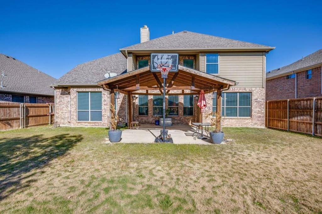 403 Sodbury Court, Roanoke, TX 76262