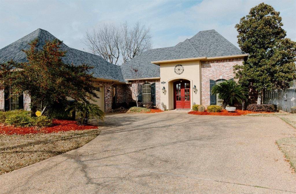166 Sand Beach Boulevard, Shreveport, LA 71105