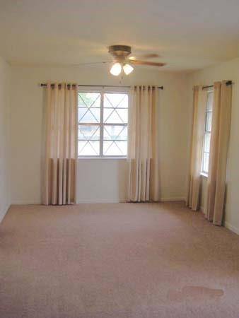 1500 W Baldridge Street, Ennis, TX 75119