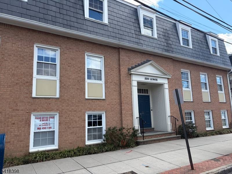 220 Lenox Ave, Westfield Town, NJ 07090