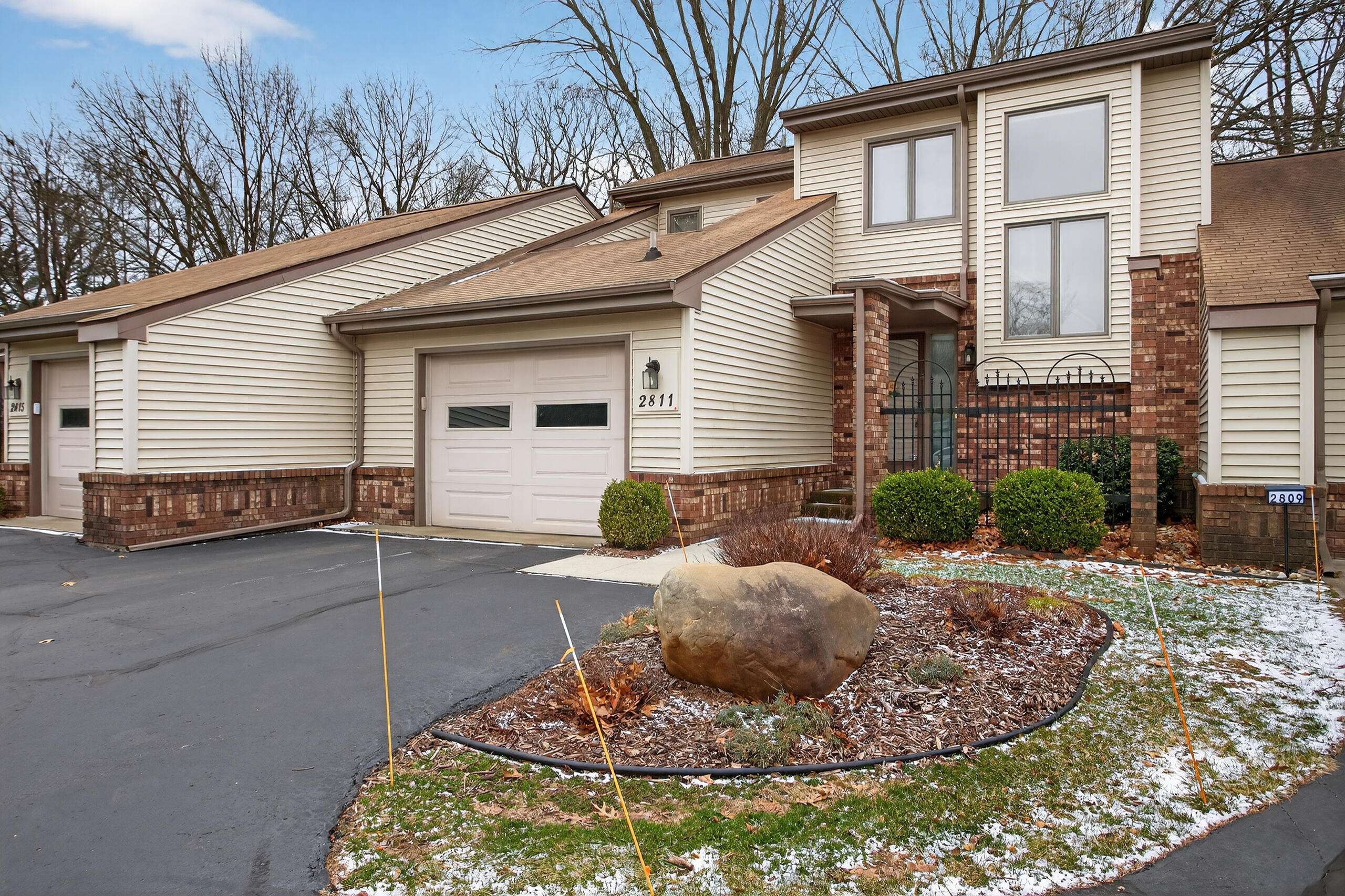 2811 S Wooddale DR, Summit Twp, MI 49203