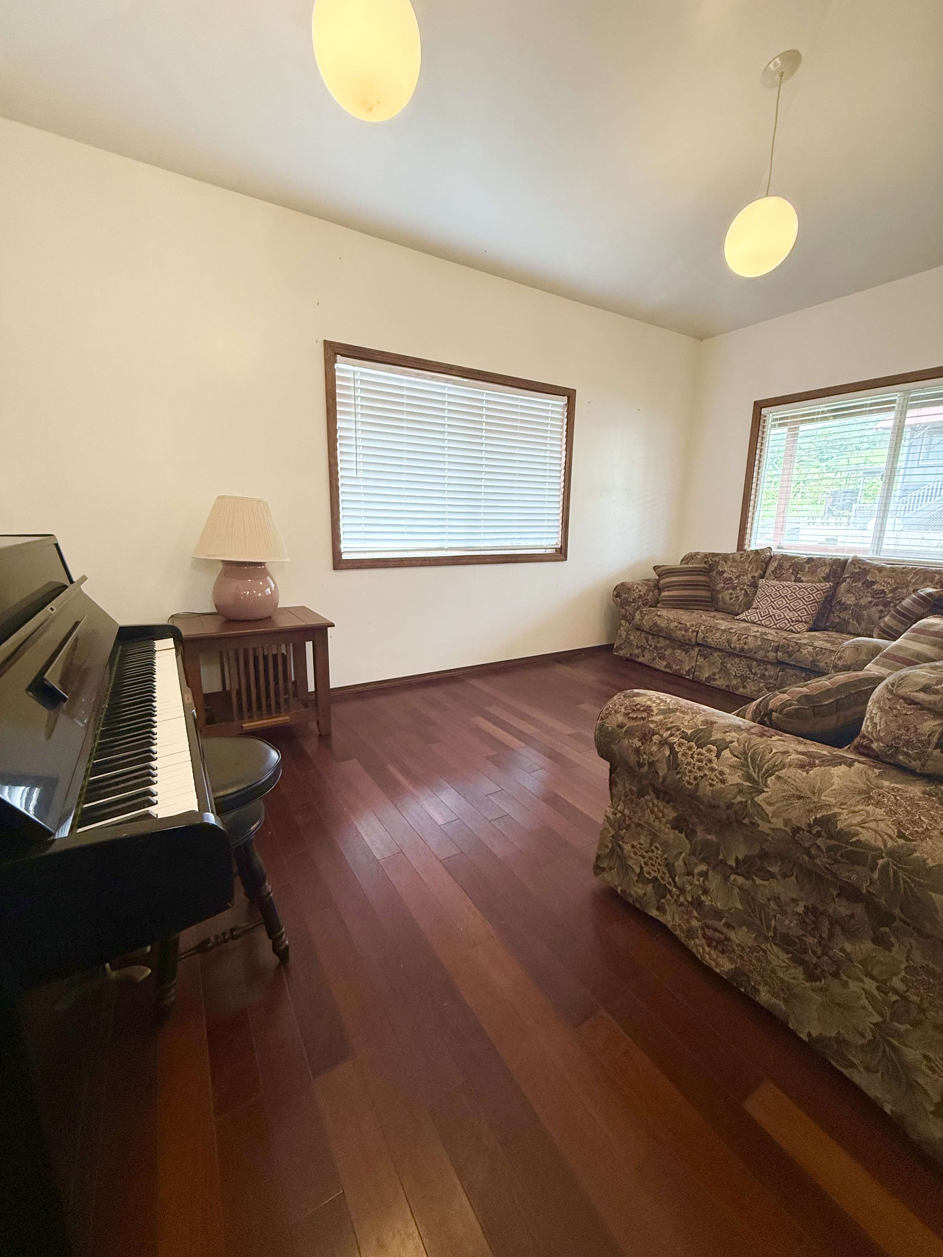 95-1237 OHAI RD, Naalehu, HI 96772