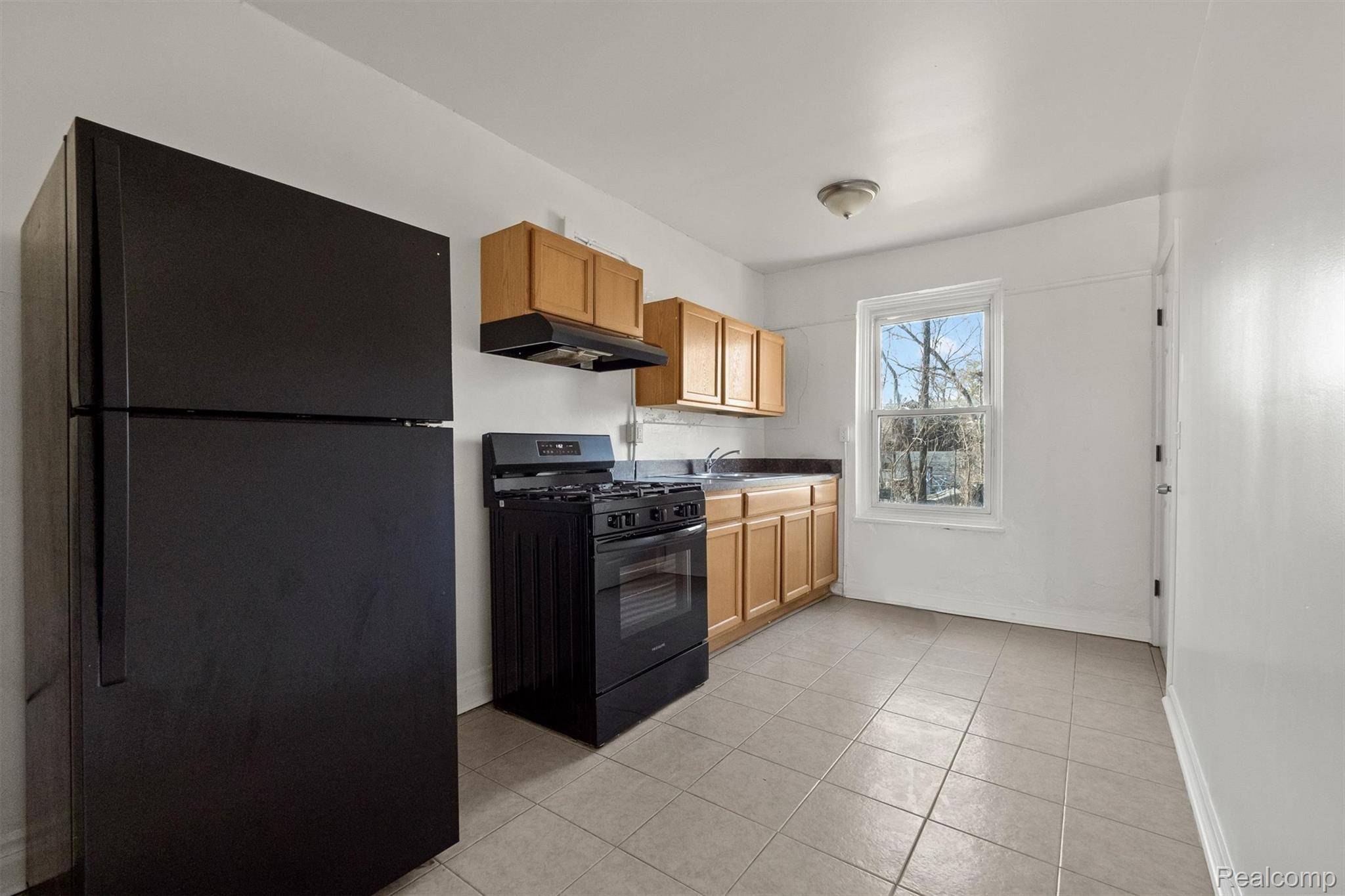 115 Cadillac, Pontiac, MI 48342