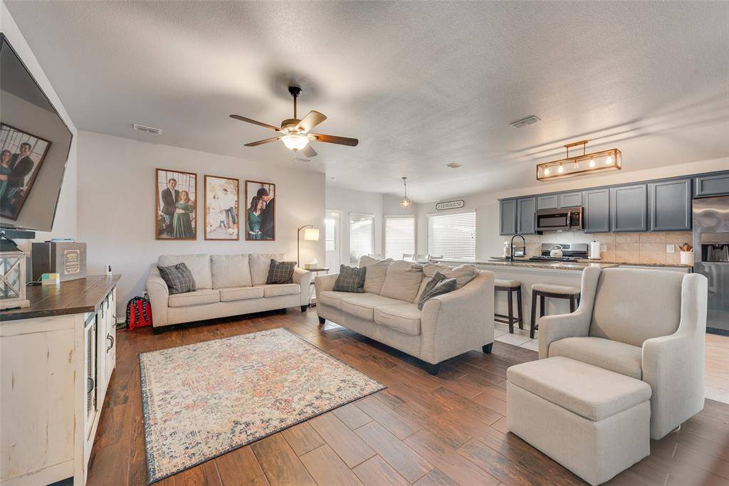 6329 Spokane Drive, Fort Worth, TX 76179