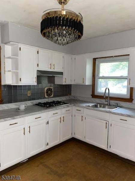 276 E Stearns St, Rahway City, NJ 07065