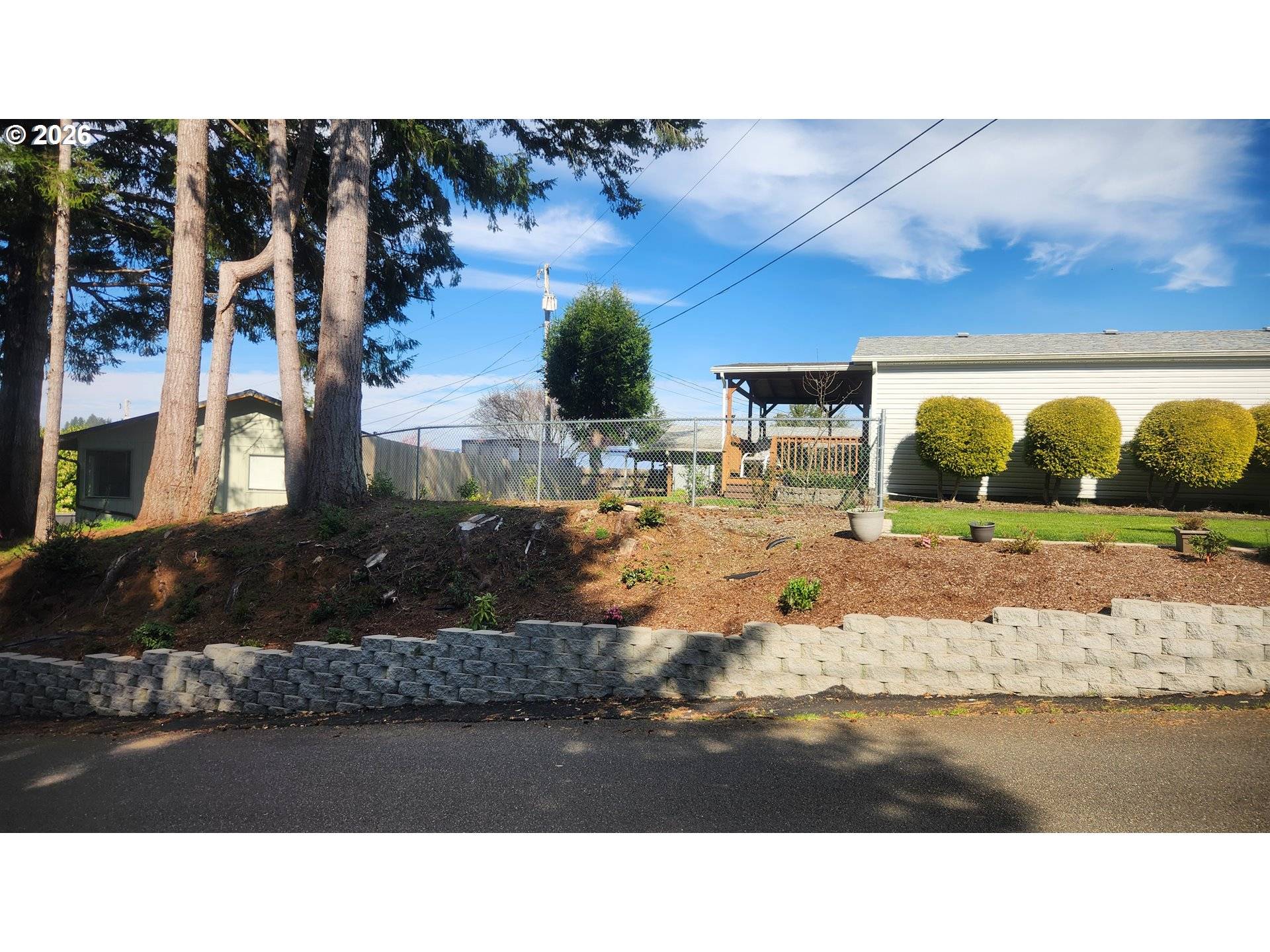 635 CRESTVIEW DR, Reedsport, OR 97467