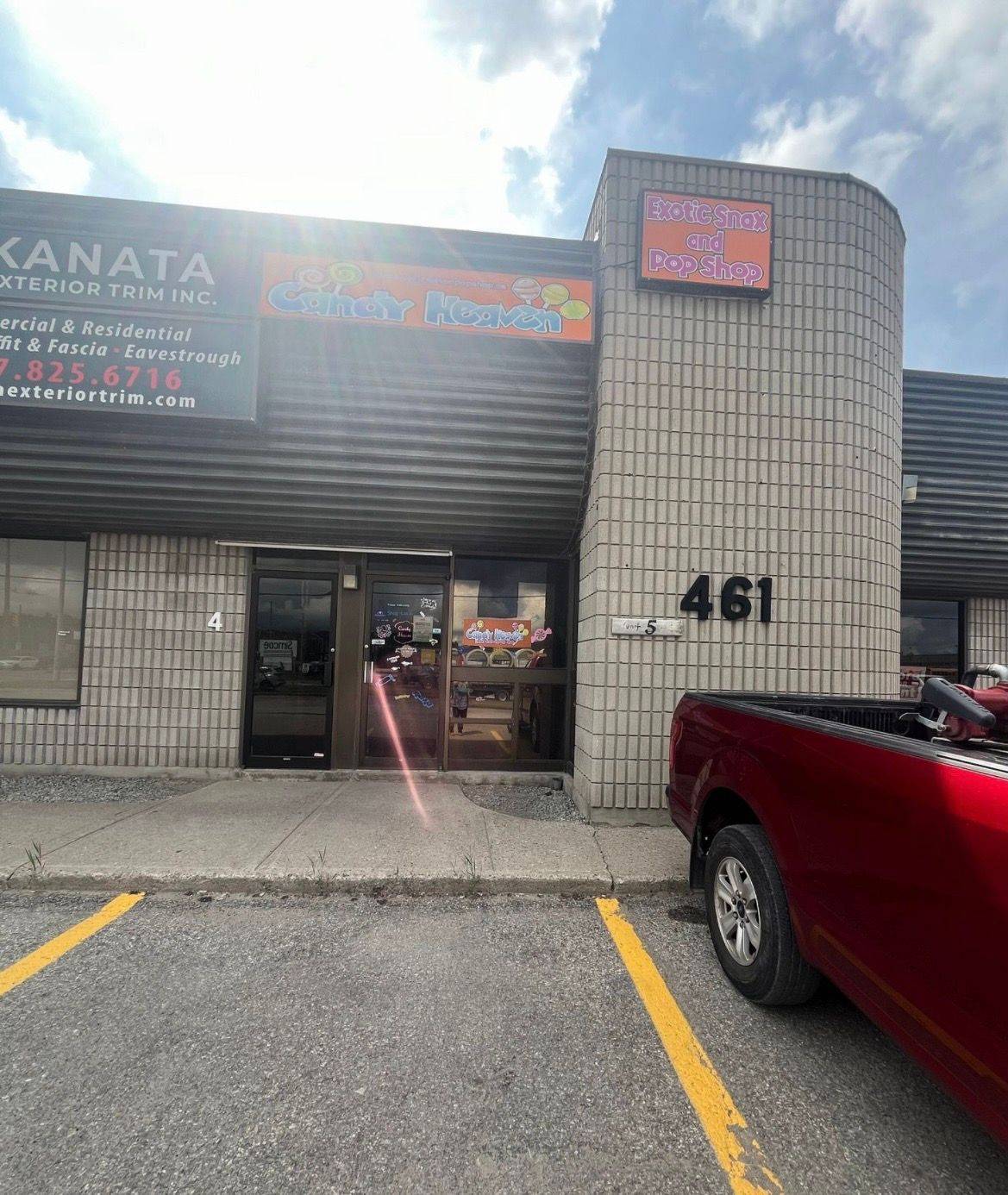 461 Dunlop ST W #5, Barrie, ON L4N 9W3