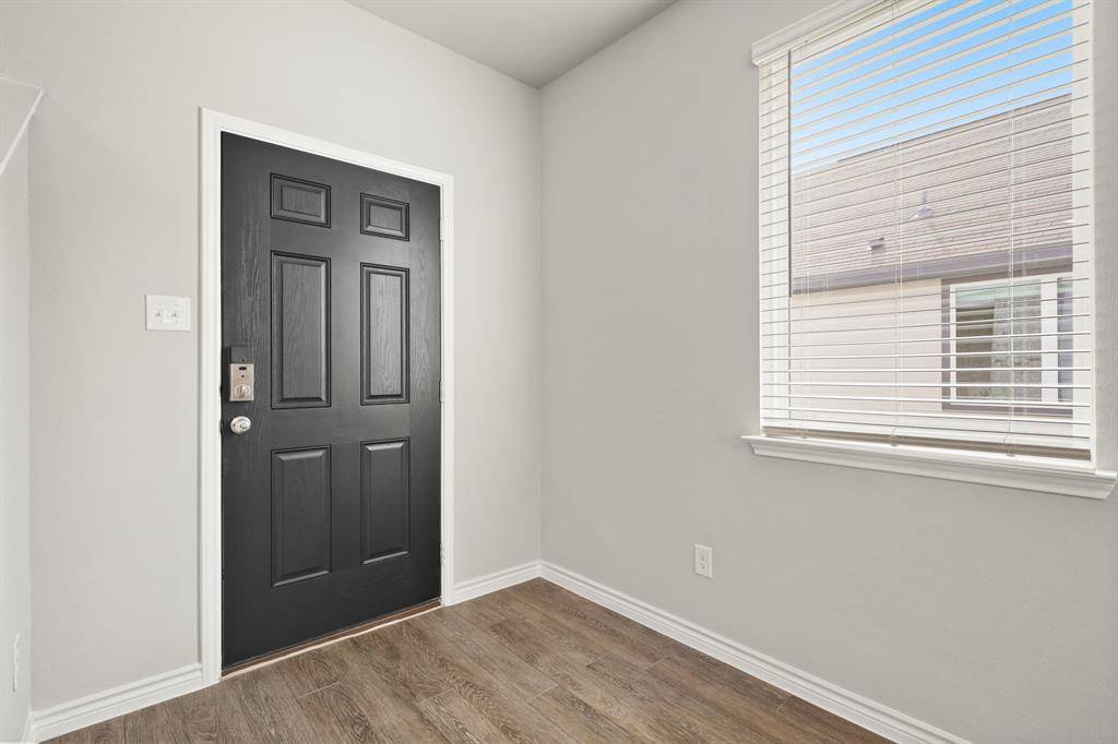 10628 Stag Lane, Fort Worth, TX 76036