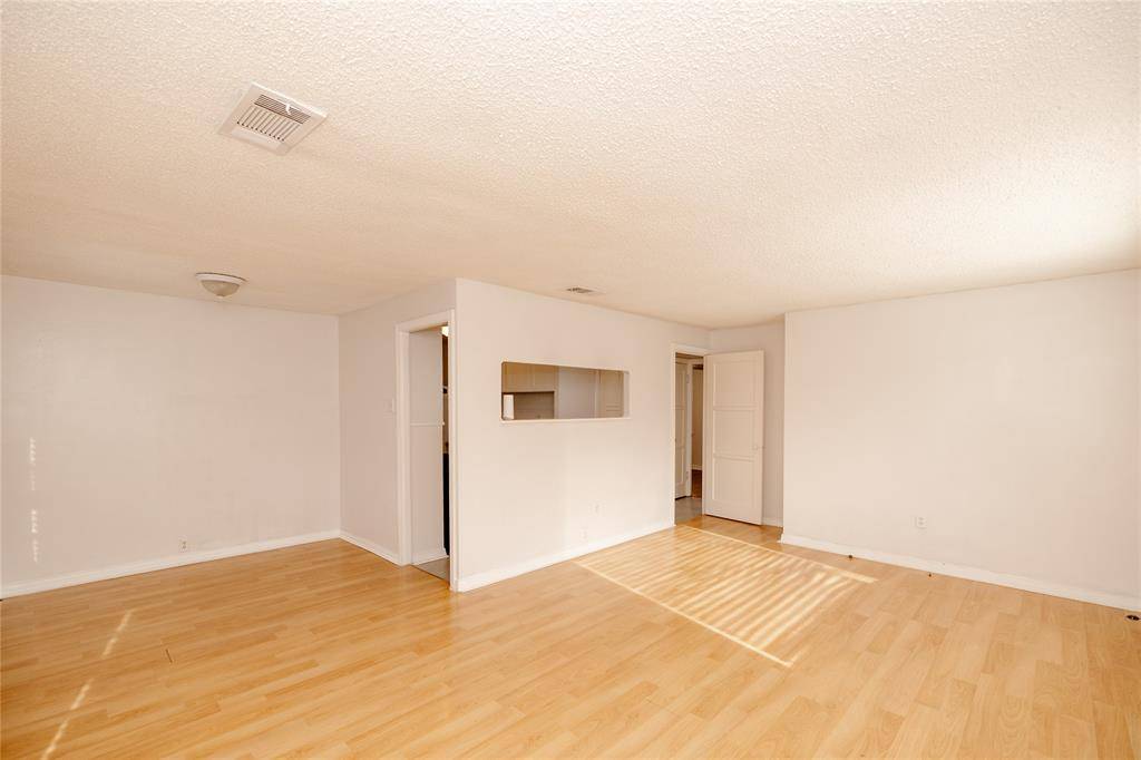 6419 Lovett Avenue, Dallas, TX 75227