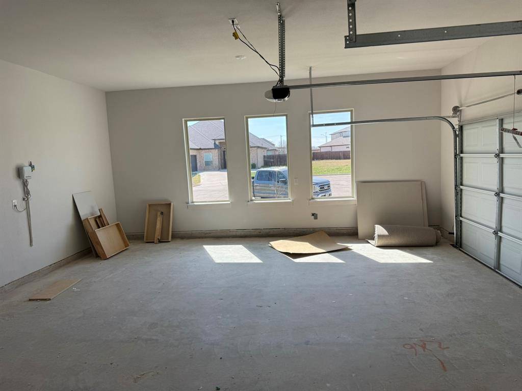 1832 Noble Court, Grand Prairie, TX 75052