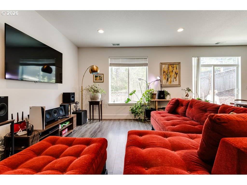 2580 FIELDCRESS RD, Eugene, OR 97403