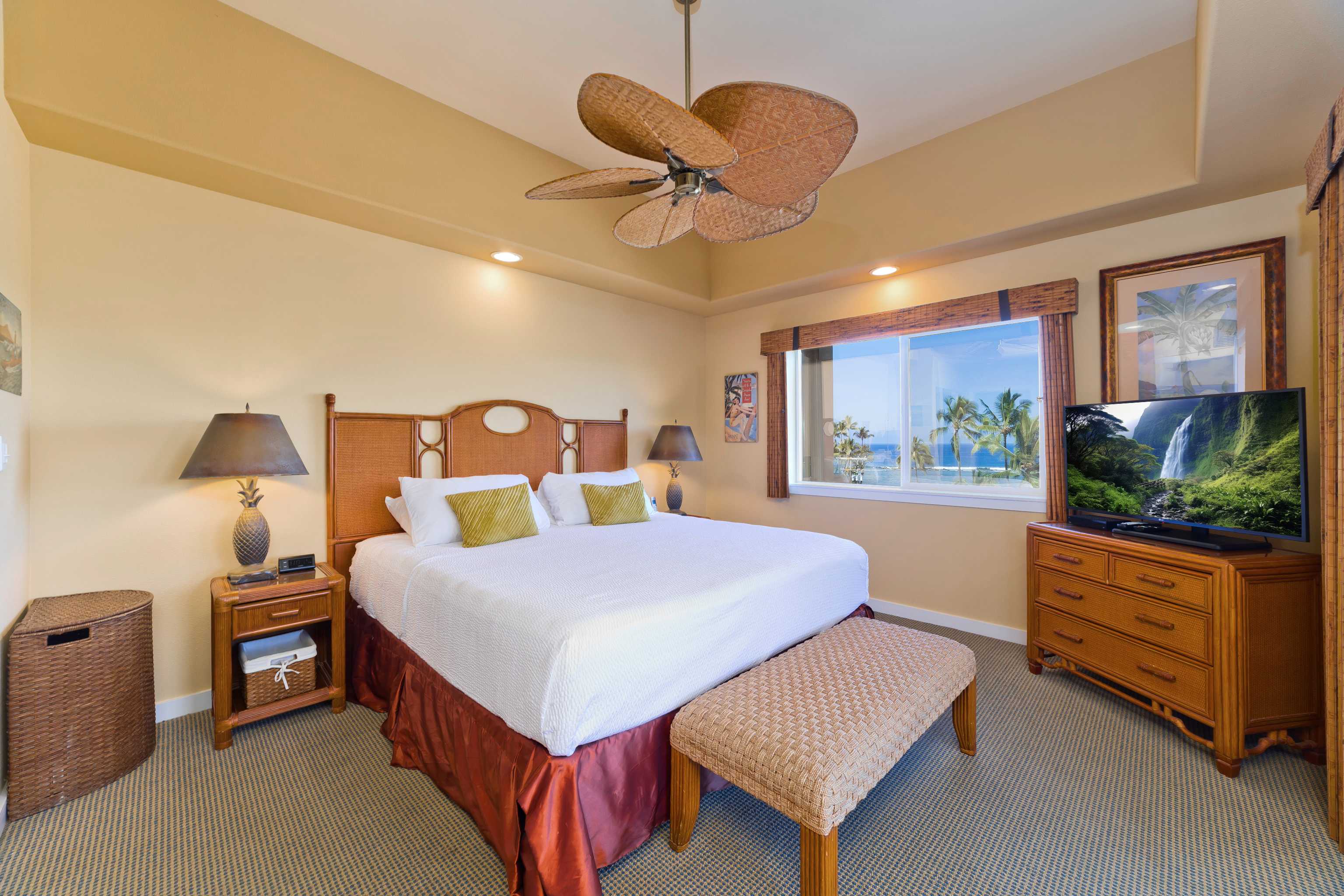 78-6721 ALII DR #303, Kailua-kona, HI 96740