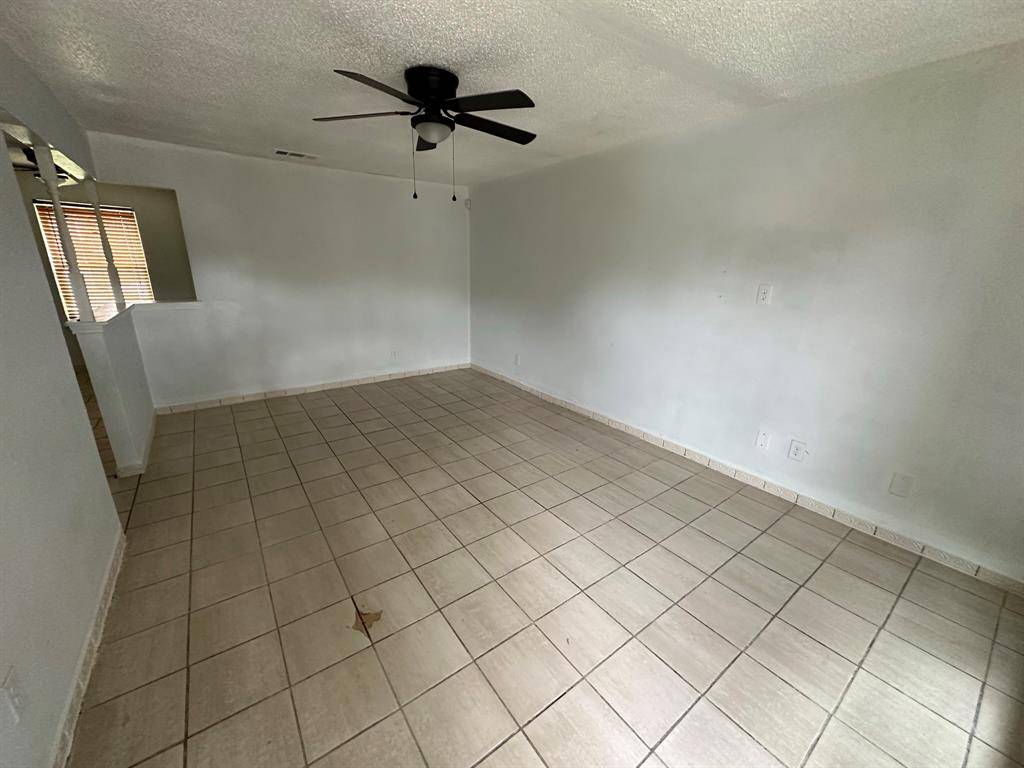 755 Botany Bay Drive, Dallas, TX 75211