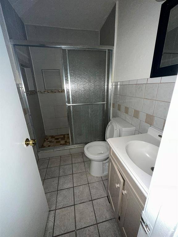 755 Botany Bay Drive, Dallas, TX 75211