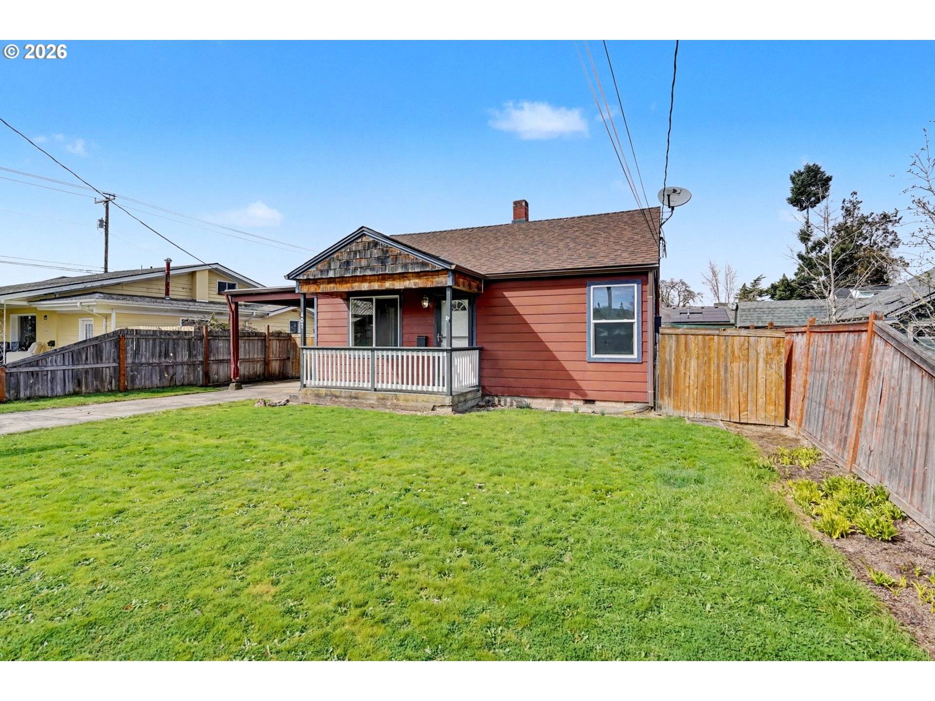 407 JERSEY ST, Silverton, OR 97381