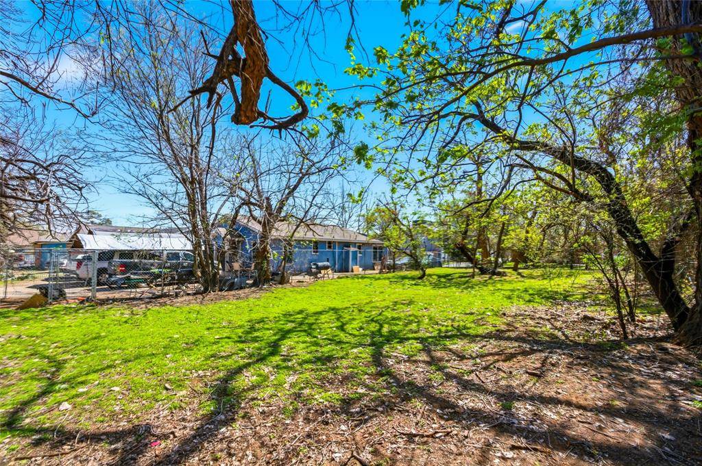 1835 Akron Street, Dallas, TX 75212