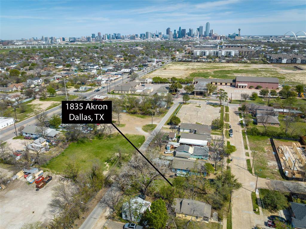 1835 Akron Street, Dallas, TX 75212