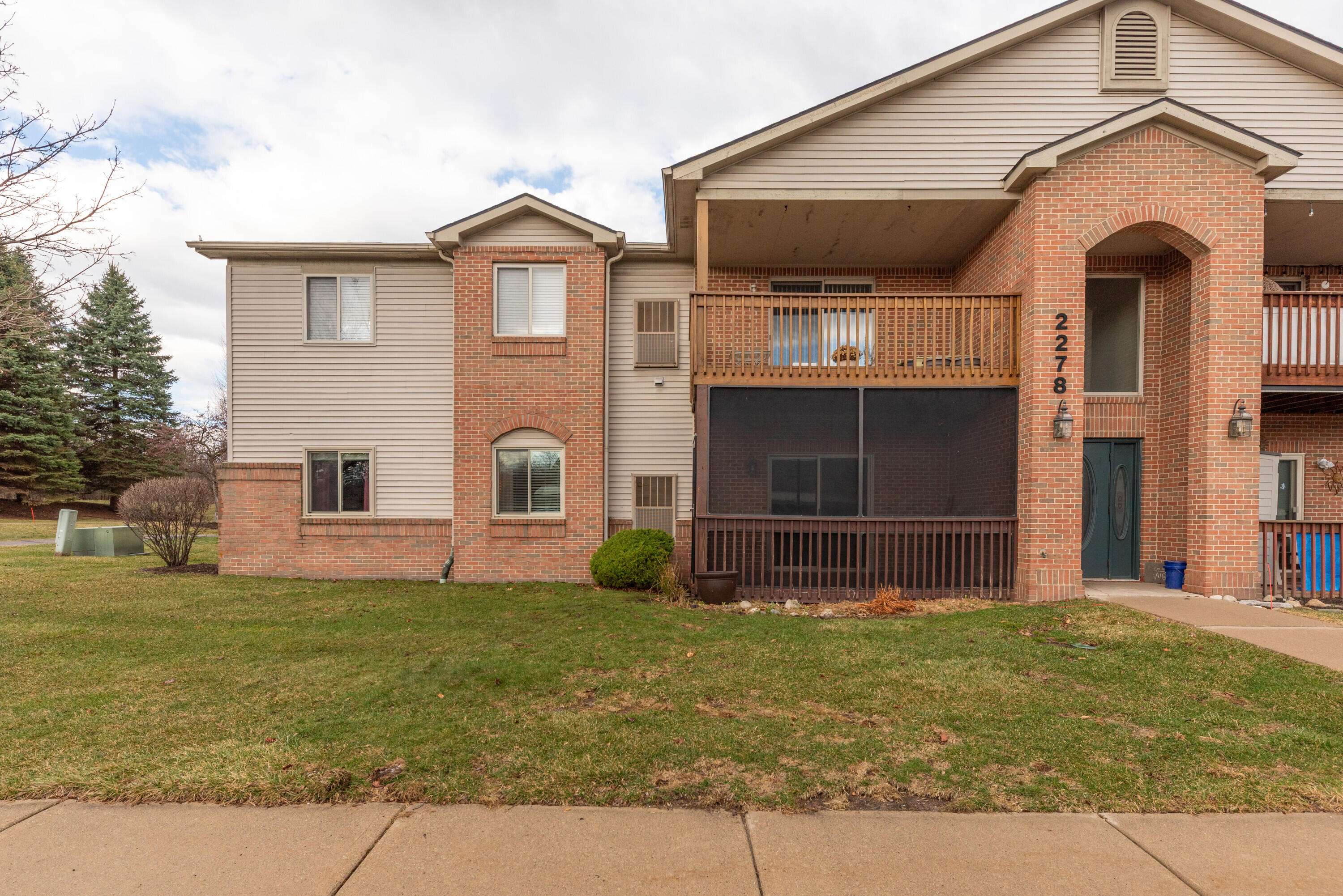 2278 Touchdown CT #1, Ypsilanti City, MI 48197