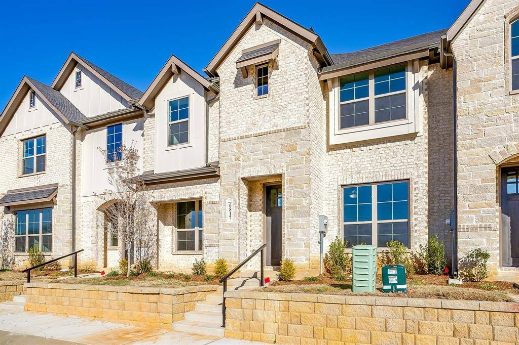 6817 Robert Reed Drive, Arlington, TX 76001