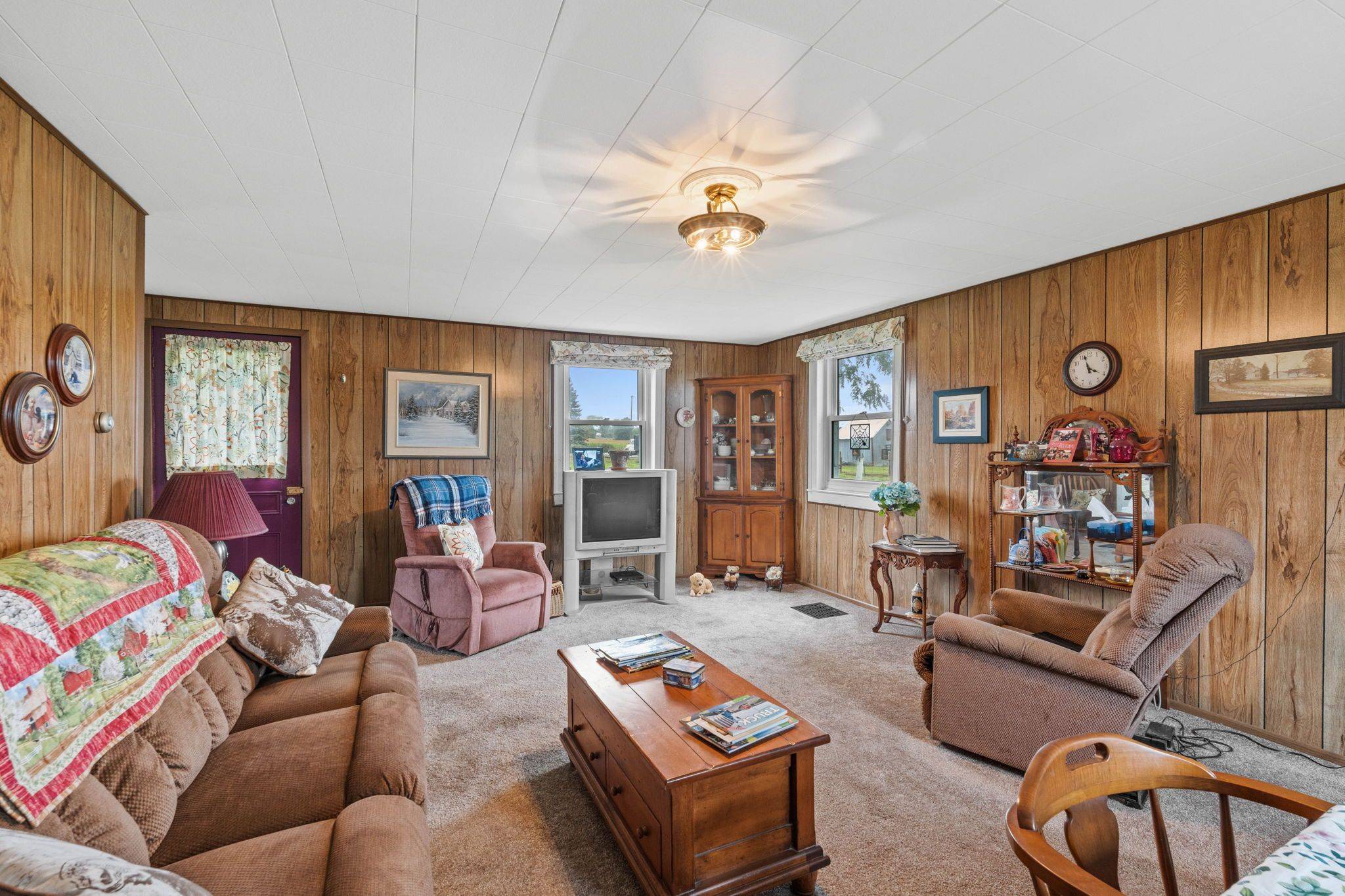 255 COUNTY ROAD 40 RD, Athens, ON K0E 1B0