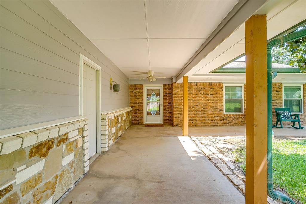 11484 Moran Road, Azle, TX 76020