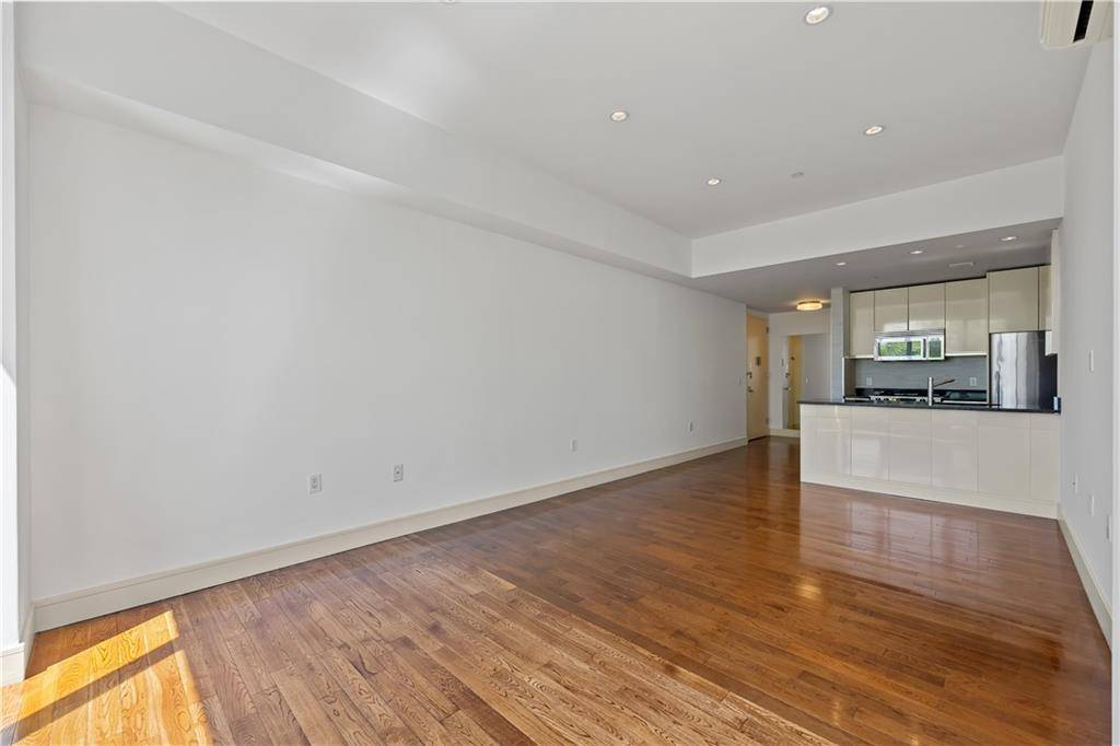 71 Village Rd North #3E, Brooklyn, NY 11223