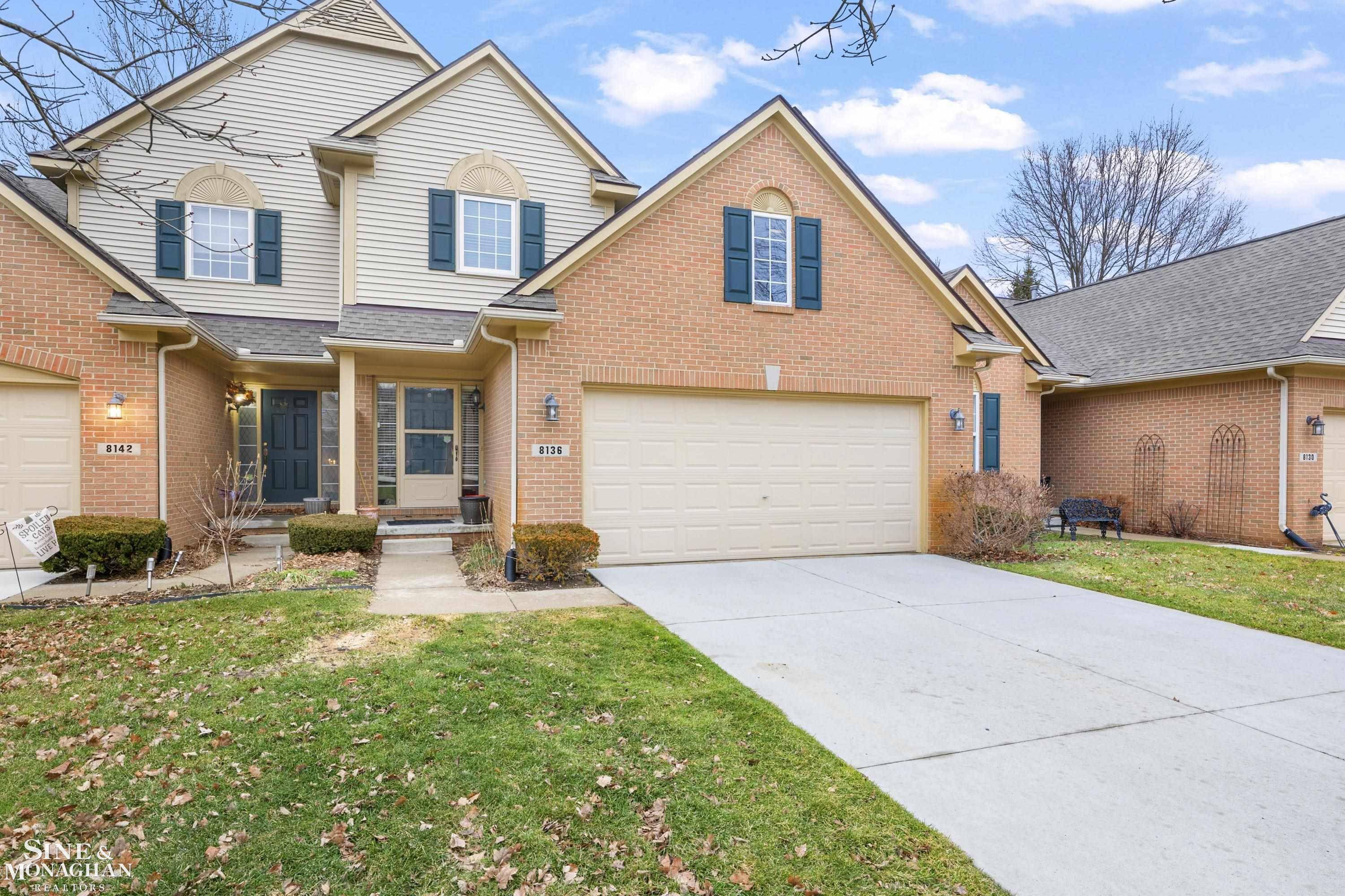 8136 Springdale DR, White Lake Twp, MI 48386