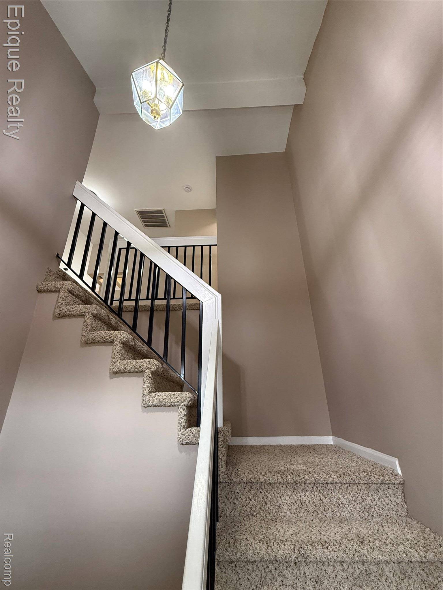 56487 Scotland BLVD, Shelby Charter Township, MI 48316