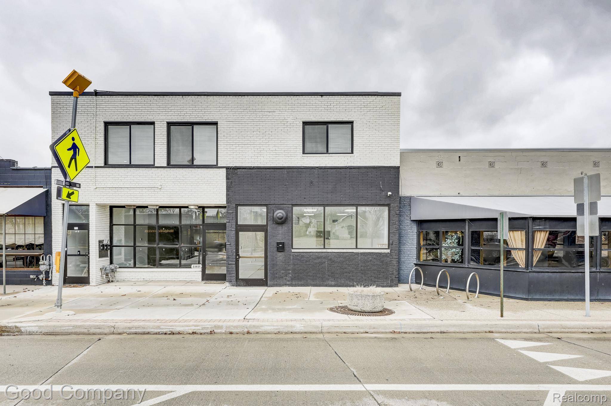 23833 John R RD, Hazel Park, MI 48030