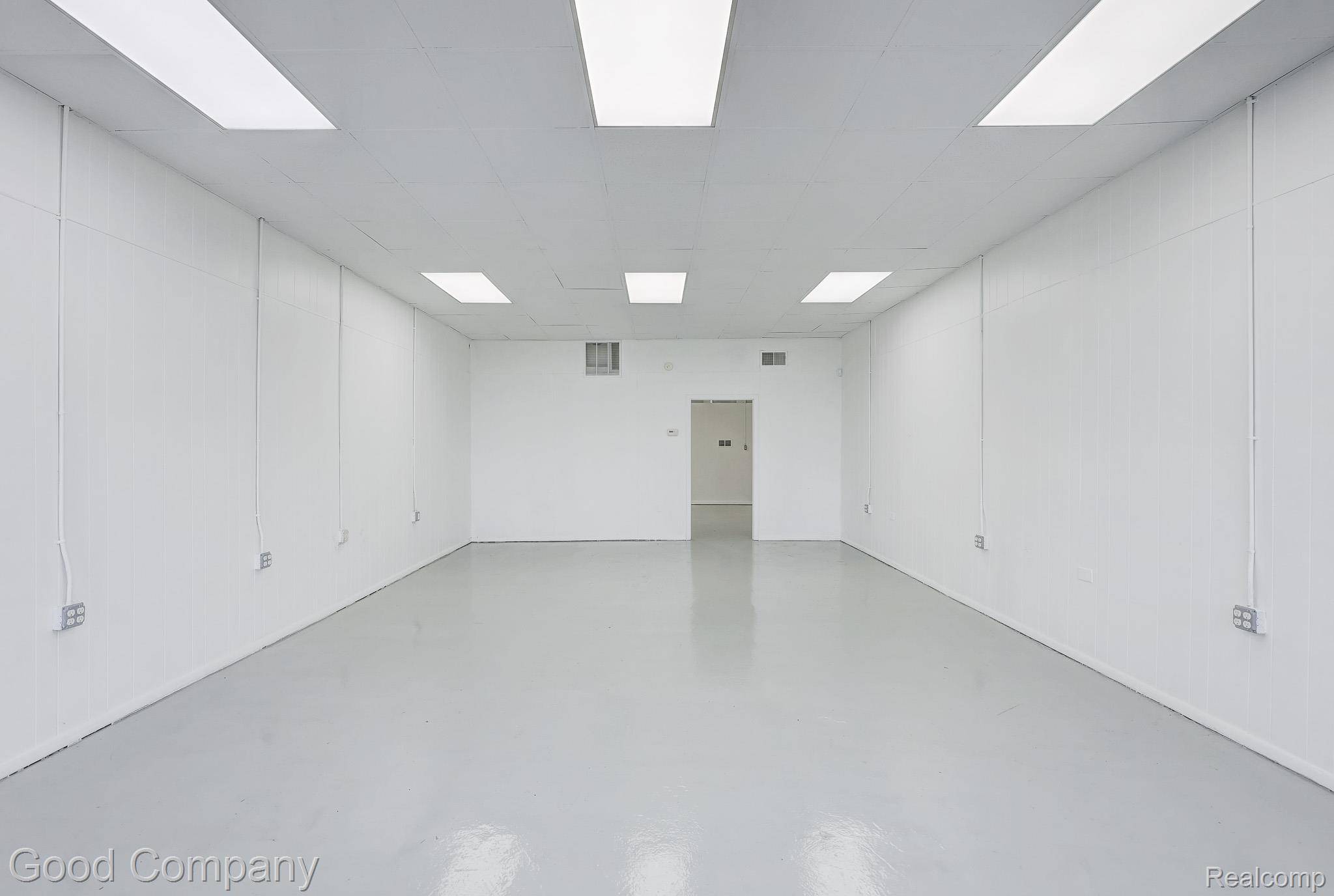 23833 John R RD, Hazel Park, MI 48030