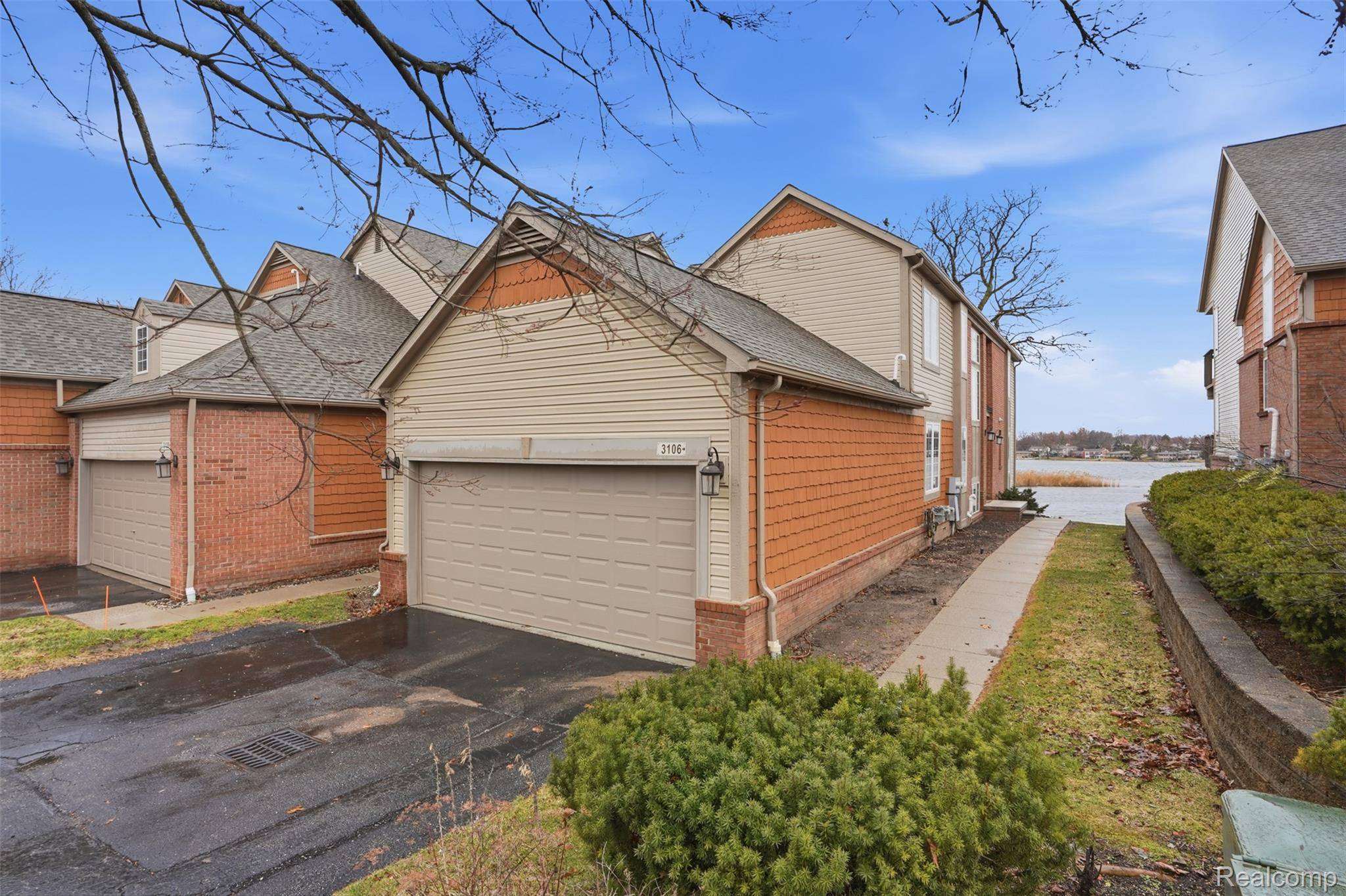 3106 Bay Front CT, Waterford Charter Township, MI 48328