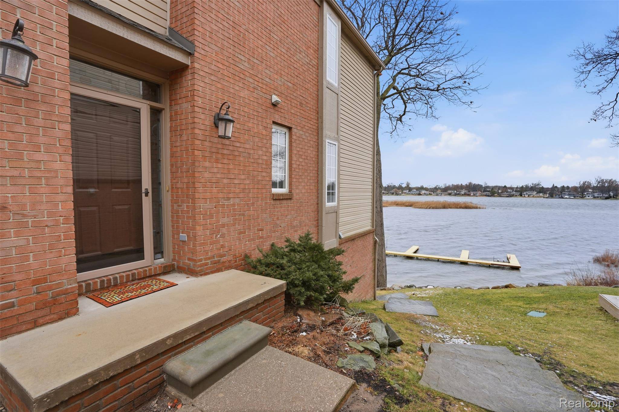 3106 Bay Front CT, Waterford Charter Township, MI 48328