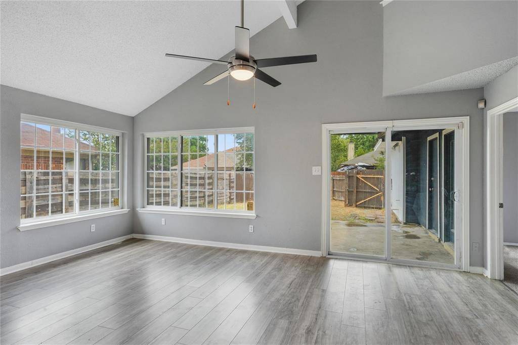 10243 Oak Branch Lane, Dallas, TX 75227