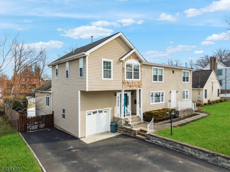 60 Belleview Ave, Butler Boro, NJ 07405