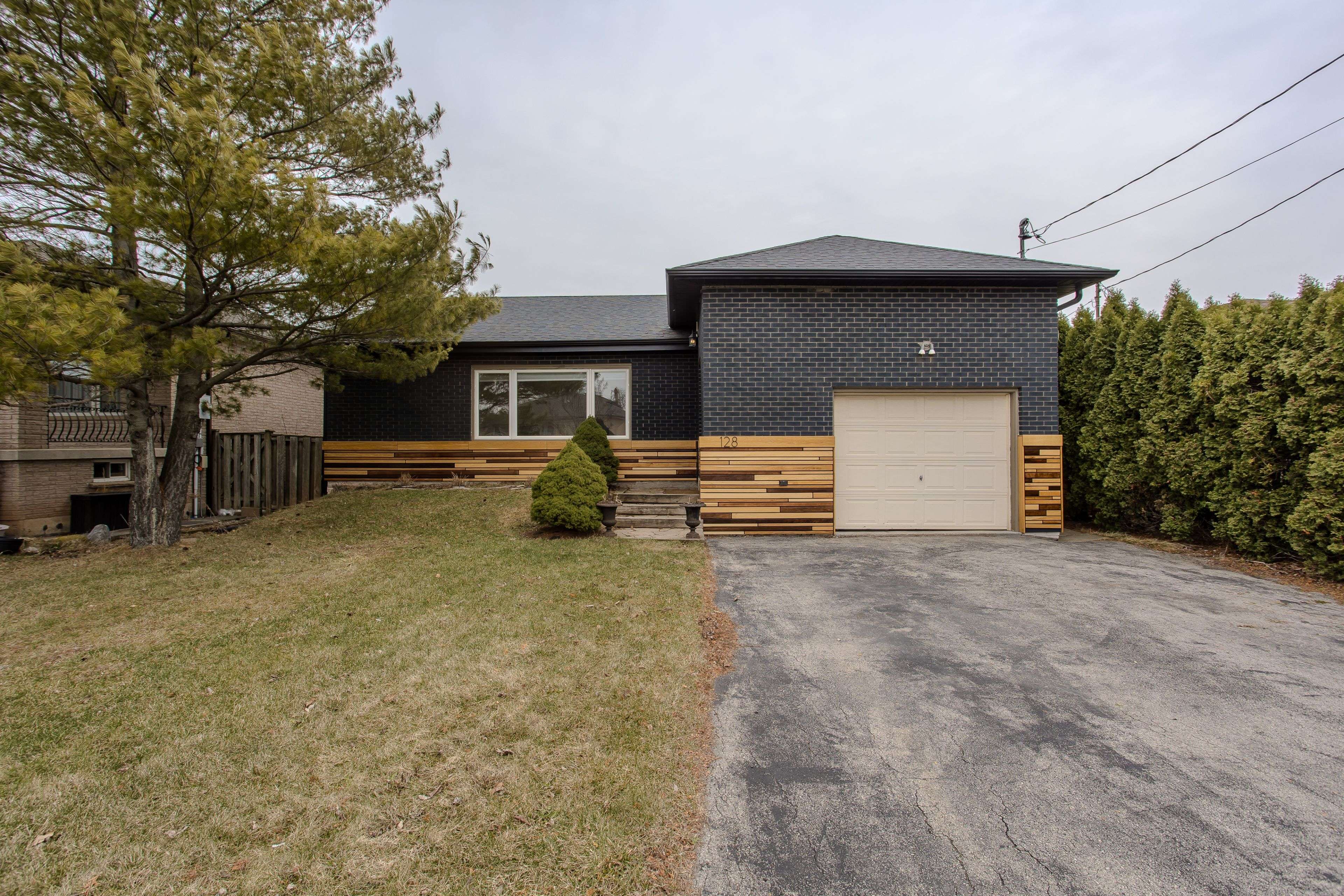 128 Margaret AVE, Hamilton, ON L8G 3G8