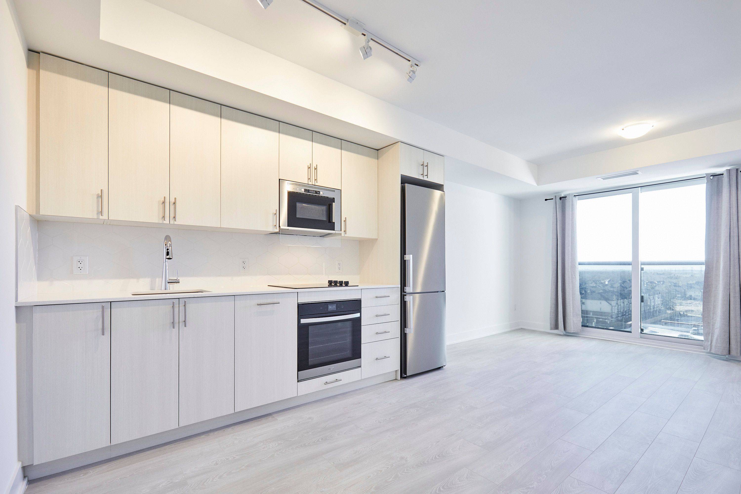 2545 Simcoe ST N #809, Oshawa, ON L1H 7K4