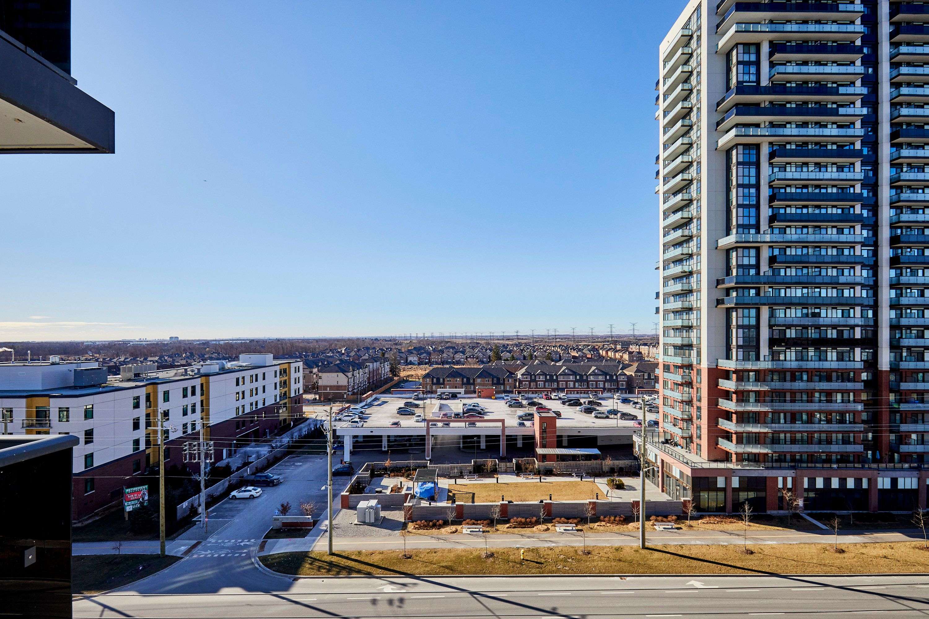 2545 Simcoe ST N #809, Oshawa, ON L1H 7K4