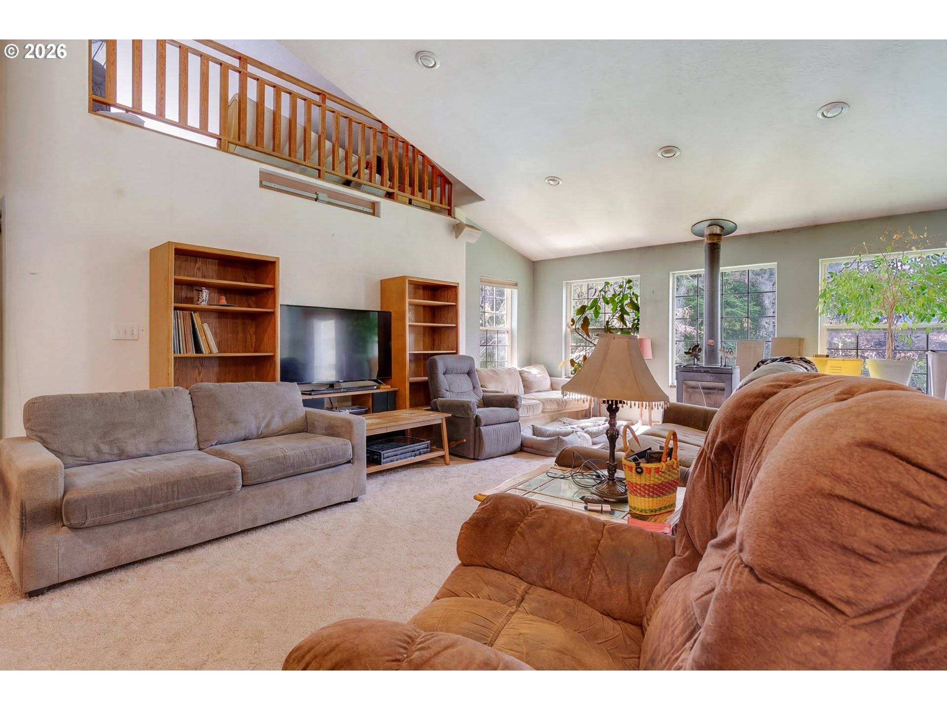 2785 NE STARR CREEK RD, Yachats, OR 97498