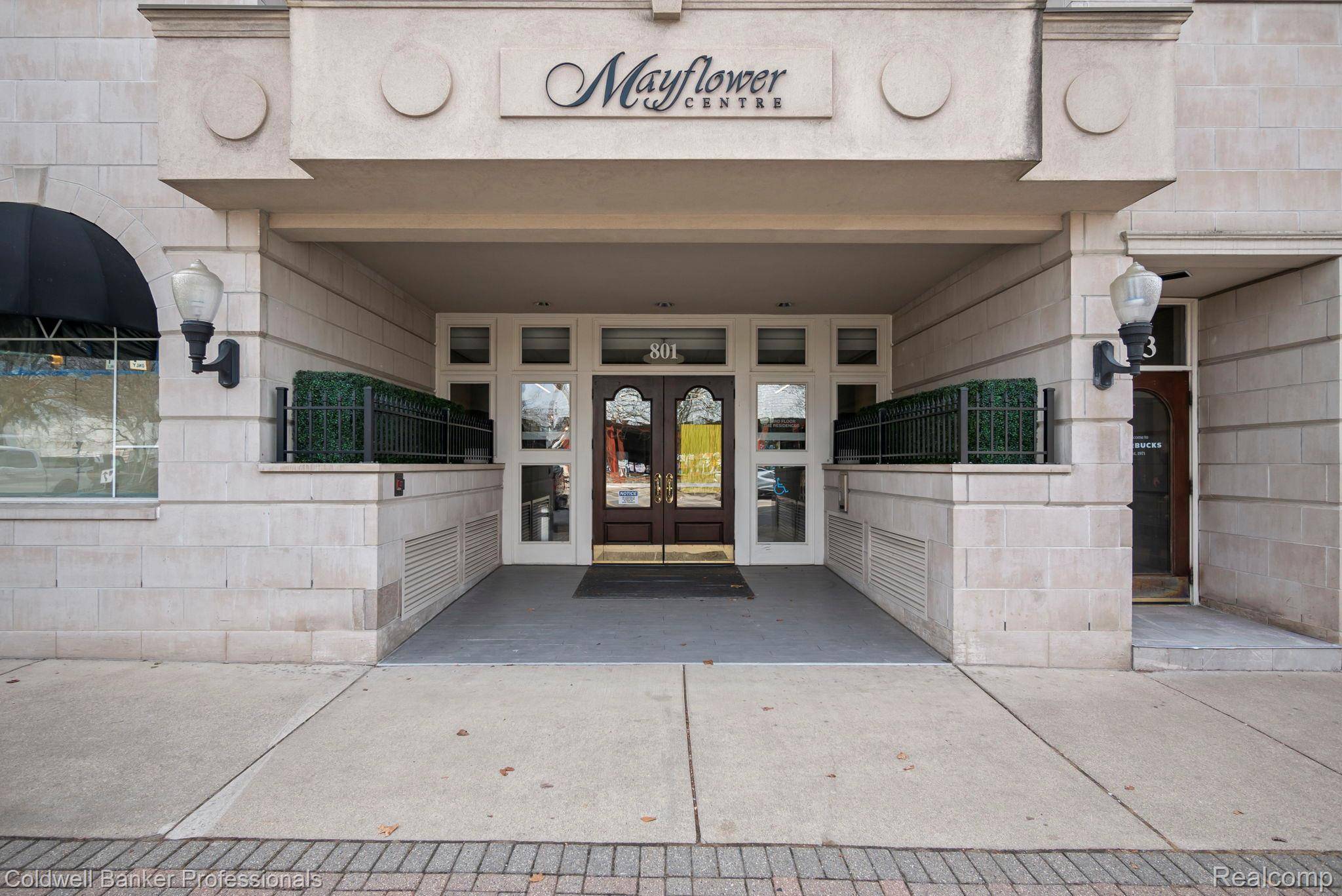 801 W Ann Arbor TRL #306, Plymouth, MI 48170