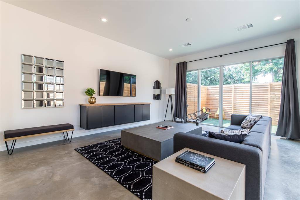 5125 N Hall Street, Dallas, TX 75235