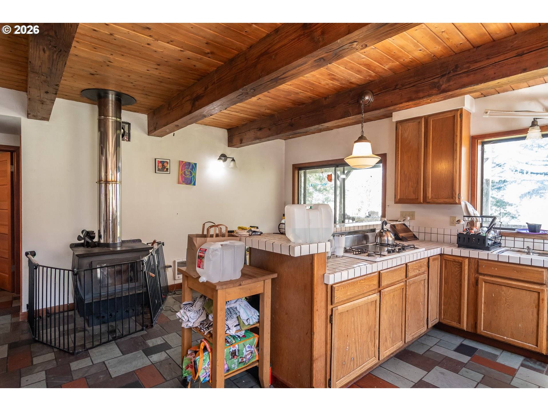 4890 HENDERER RD, Elkton, OR 97436