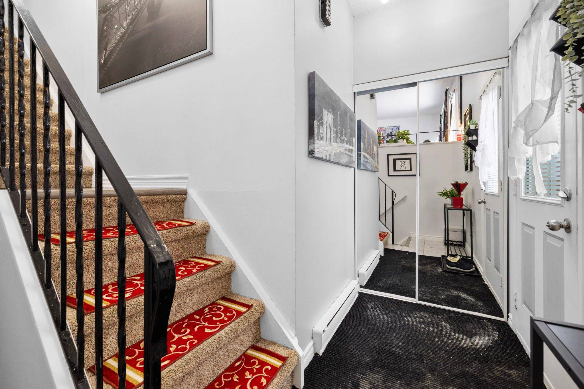 41C Forester CRES, Bells Corners And South To Fallowfield, ON K2H 8Y3