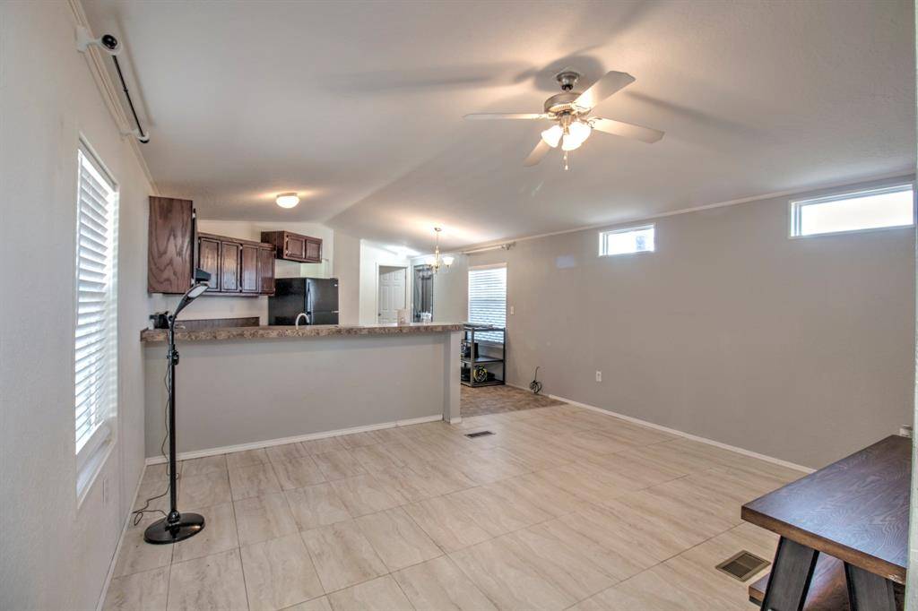 775 Whitaker Circle, Gordonville, TX 76245