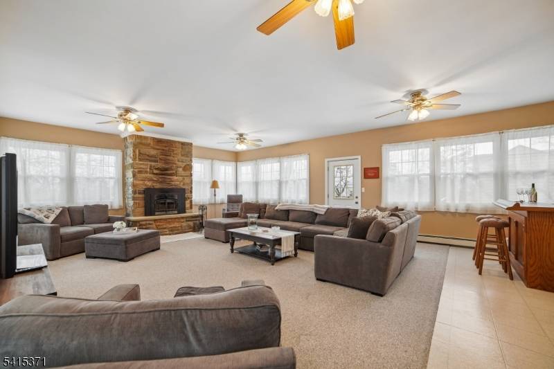 12 Linwood Ter, Caldwell Boro Twp., NJ 07006