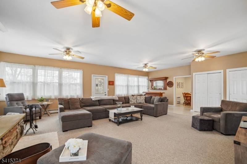 12 Linwood Ter, Caldwell Boro Twp., NJ 07006