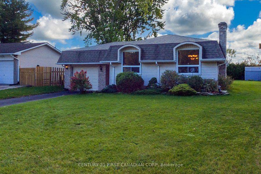 106 Angelo DR, West Elgin, ON N0L 2P0