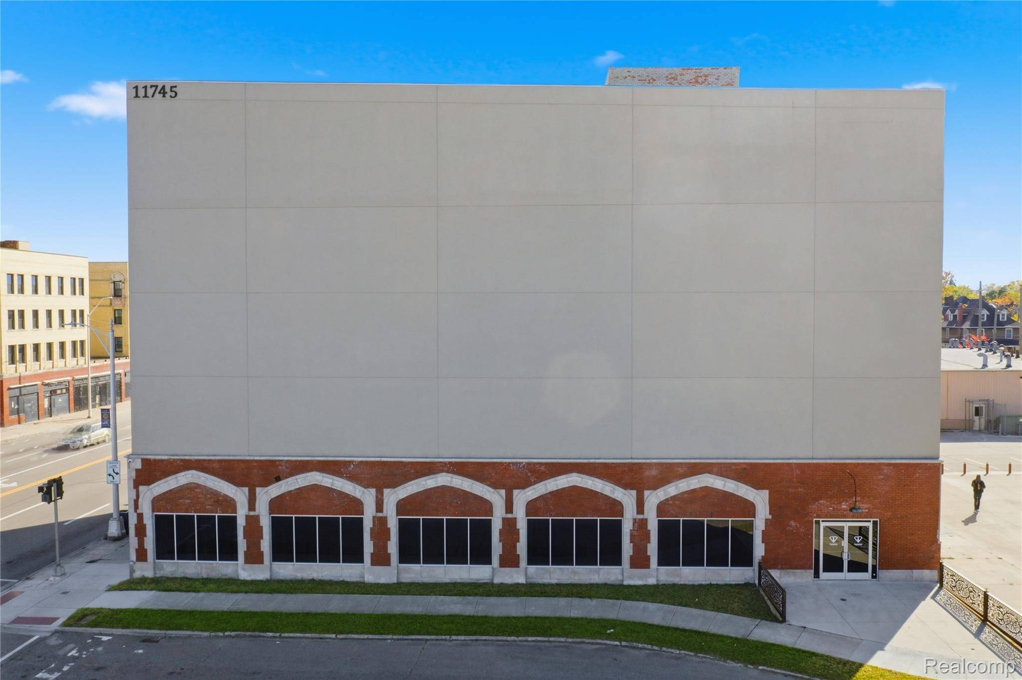 11745 Woodward AVE, Highland Park, MI 48203